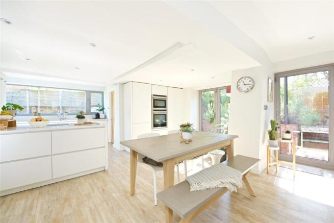 Kitchen/Dining Area