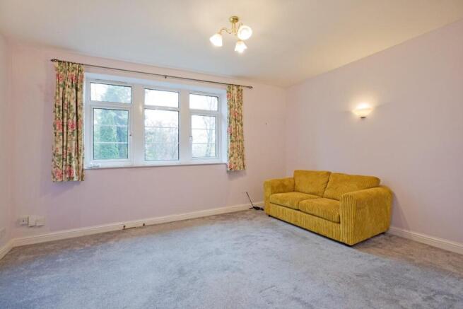 2 bed Apartment for sale Image 7