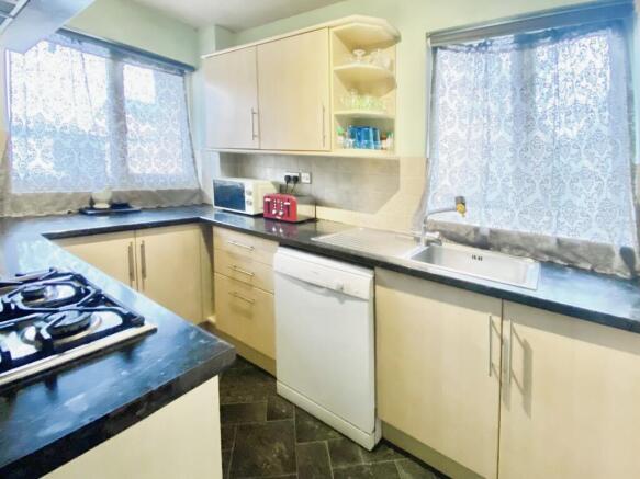 Kitchen 1