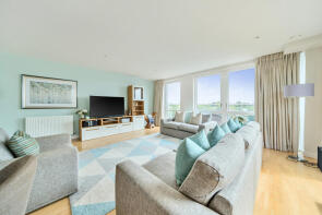 Flat 40, Lighterage Court, High Street, Brentford TW8 0FT