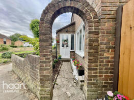 4, Westminster Gardens, Dunstable LU5 5RT