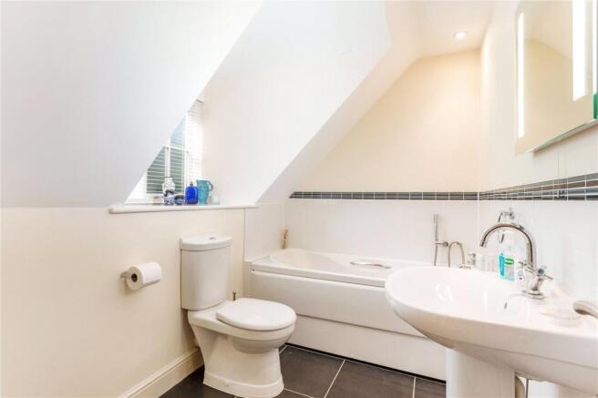 2nd Floor En Suite
