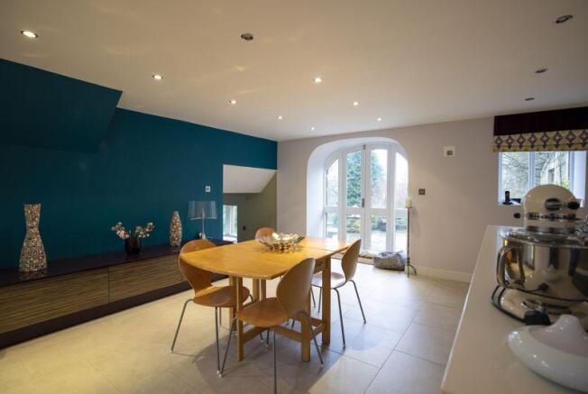 Dining Kitchen