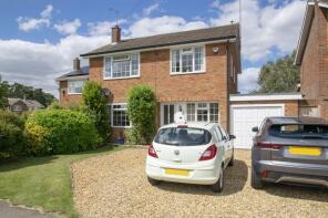 8, Holly Walk, Bedford MK45 4EB