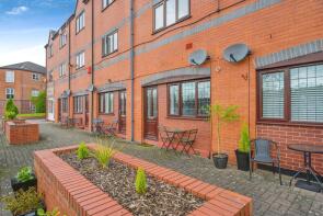 5a, Casa Mia Court, Cardigan Place, Hednesford, Cannock WS12 1AQ