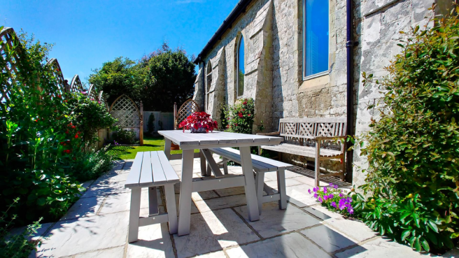 Courtyard Garden