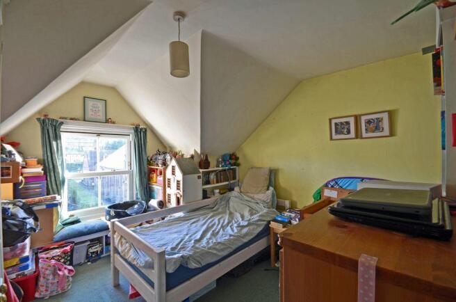 Bedroom 2 (Double)