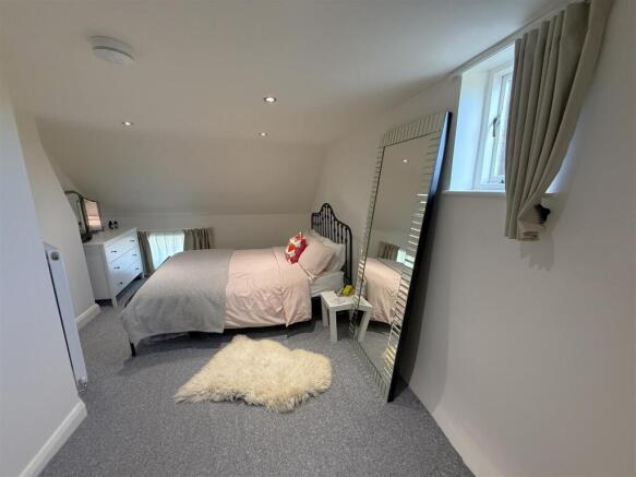 Bedroom 1A.JPG