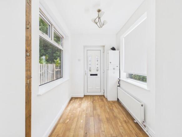 2 bed Semi-Detached for sale Image 4