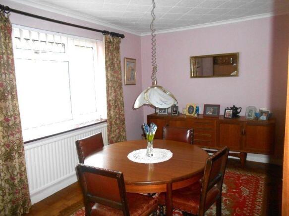 Bedroom 1 / Dining Room