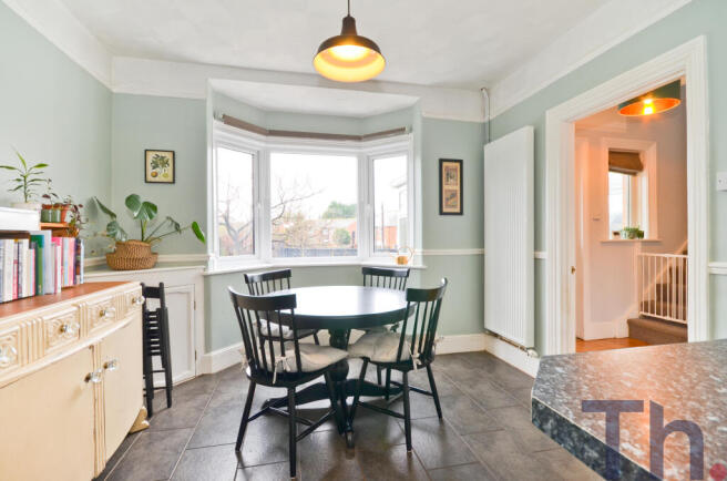 Dining Area.JPG
