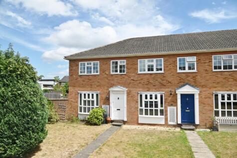 Queen Annes Close, Twickenham