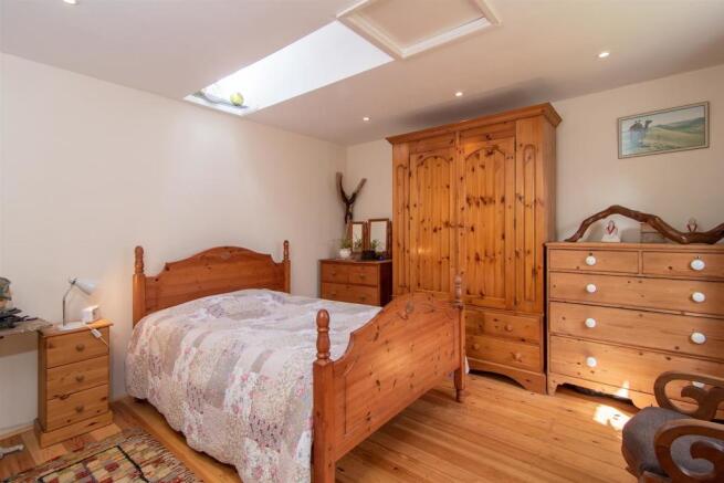 Bedroom 2 pic one.jpg