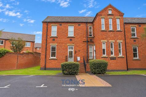 Marshall Crescent, Stourbridge, DY8 5TA