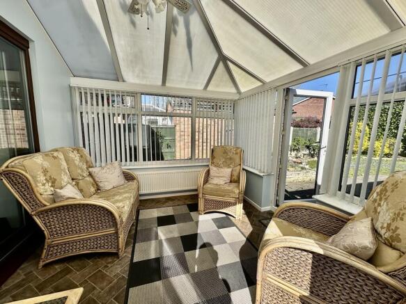 2 bed Detached Bungalow for sale Image 4