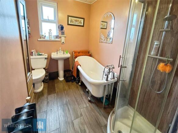 3 bed Terraced for sale Image 11