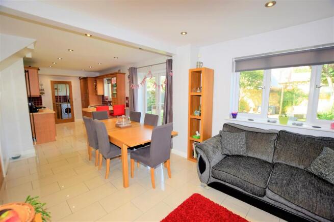 Kitchen/ Living/ Diner