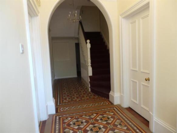 11 whitehall rd hall.JPG