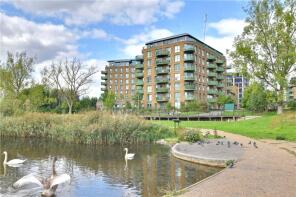 Flat 24, Grayston House, Astell Road, Kidbrooke SE3 9FN