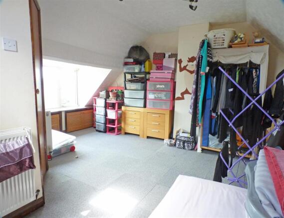 LOFT ROOM