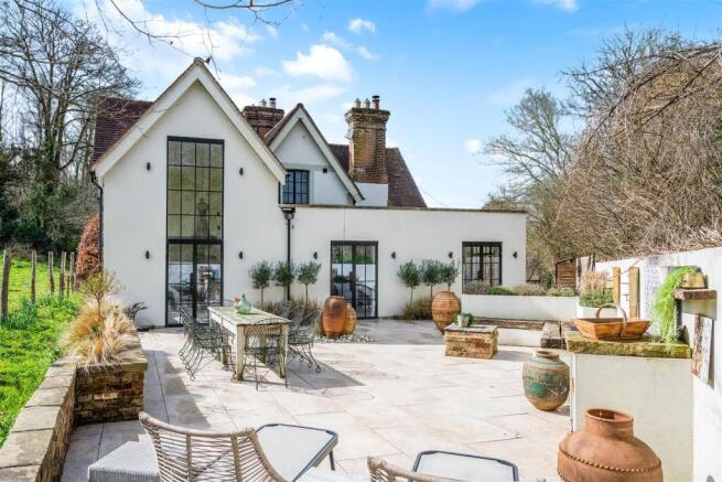 THE OLD KENNEL- (30).jpg