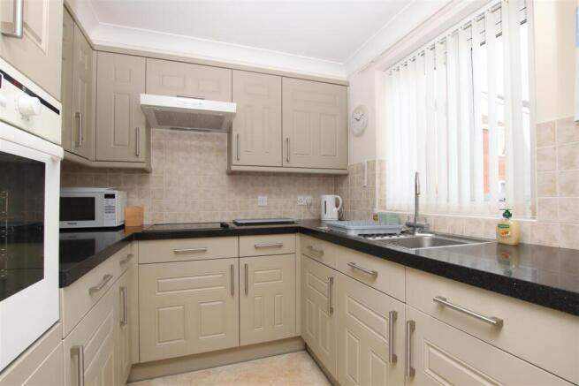 Kitchen.JPG