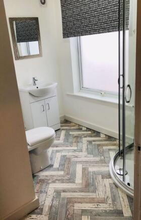 3 bed Town House to rent Image 5