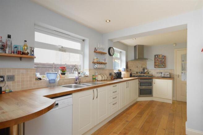 Kitchen / Dining Room