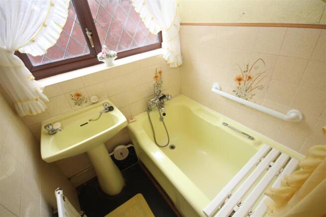 bathroom.JPG
