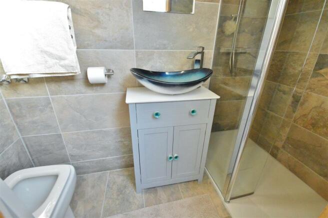 BEDROOM FIVE EN-SUITE