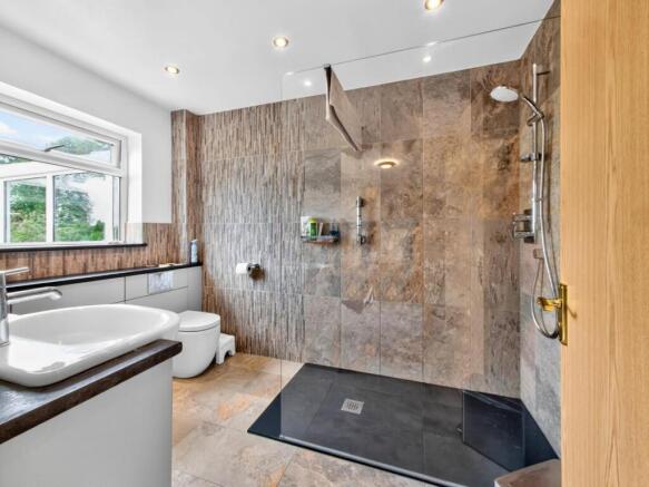3 bed Detached for sale Image 10