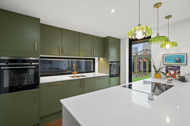 Kitchen/Breakfast Room