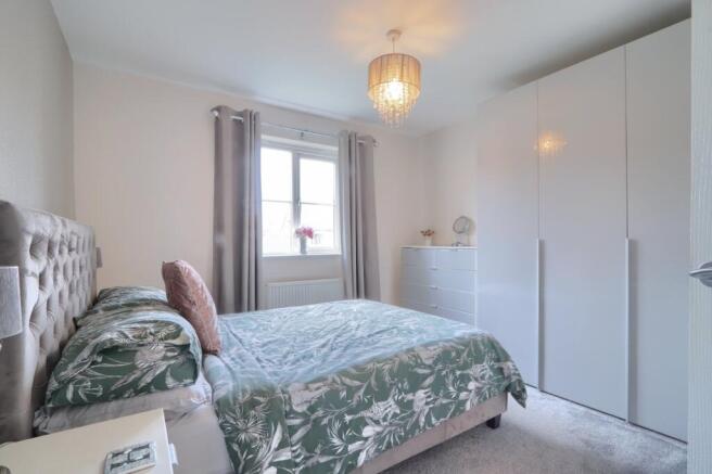 3 bed Semi-Detached for sale Image 11