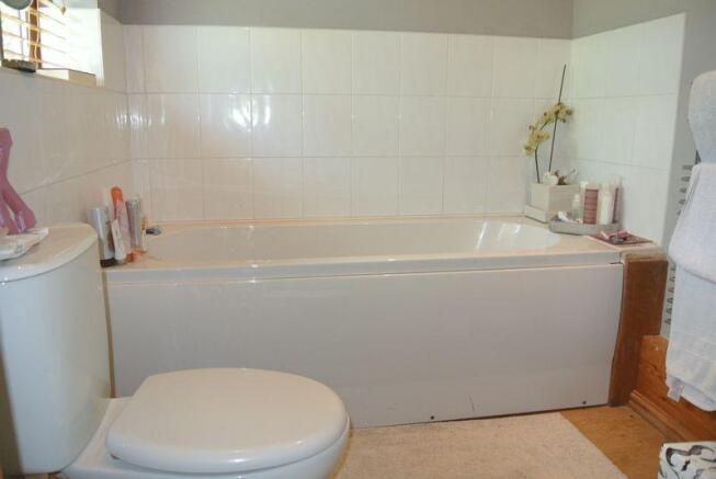En-suite Bathr...