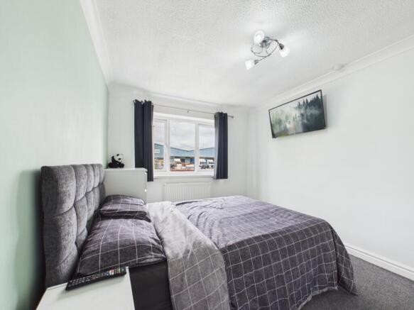 3 bed Semi-Detached for sale Image 7