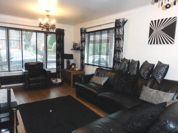 Dual Aspect Lounge