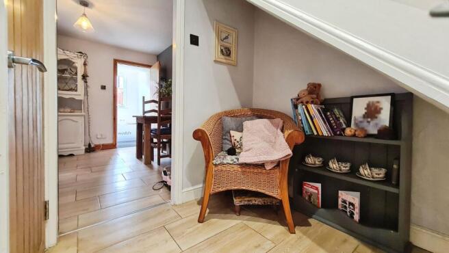 Understair/Hallway