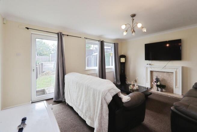 3 bed Terraced for sale Image 7