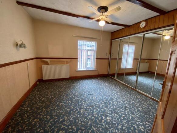 BEDROOM 1 FRONT