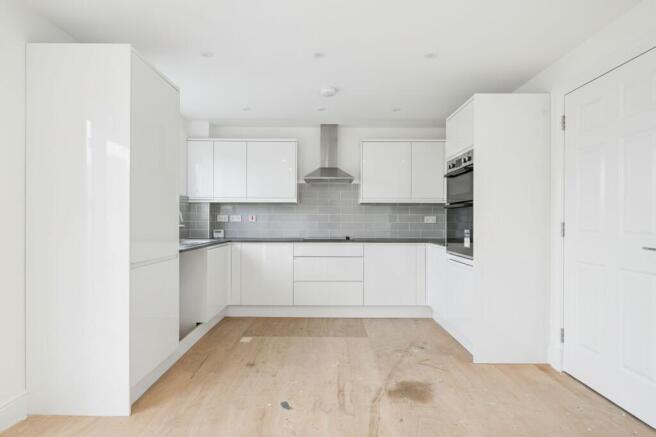 Kitchen/ Dining Area