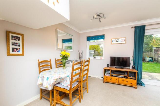 Sitting/Dining Room