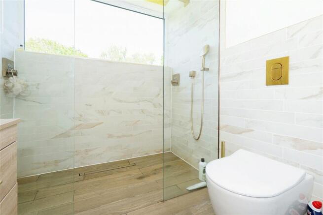 En Suite Shower