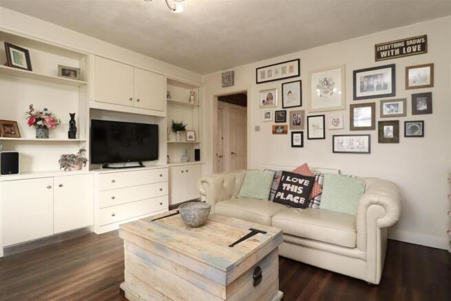 4 bed Terraced for sale Image 7