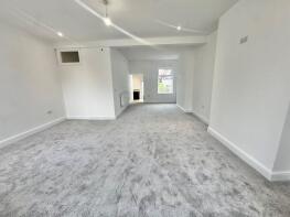 25, Plymouth Road, Barry CF62 5TY