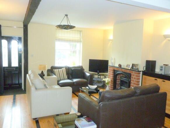Photo 4