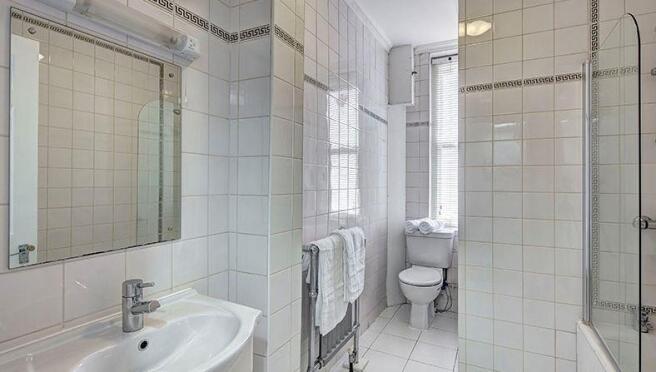 Bathroom.JPG