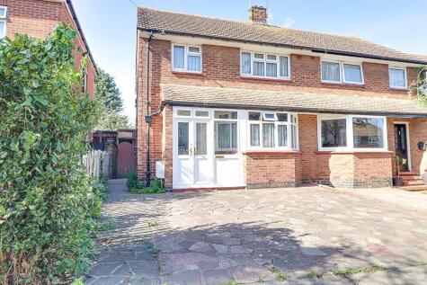 Queen Annes Drive, Westcliff-on-Sea