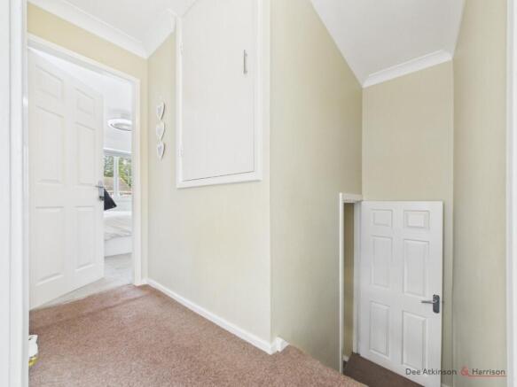3 bed Semi-Detached for sale Image 11