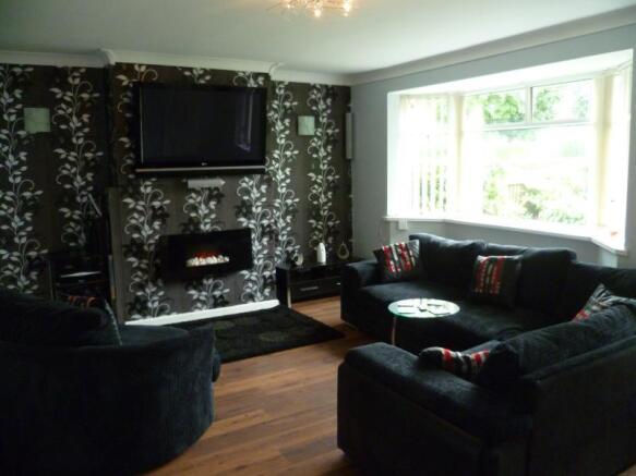 Lounge / Dining Room