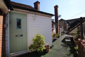 8, Elm Road, Leatherhead KT22 8AP